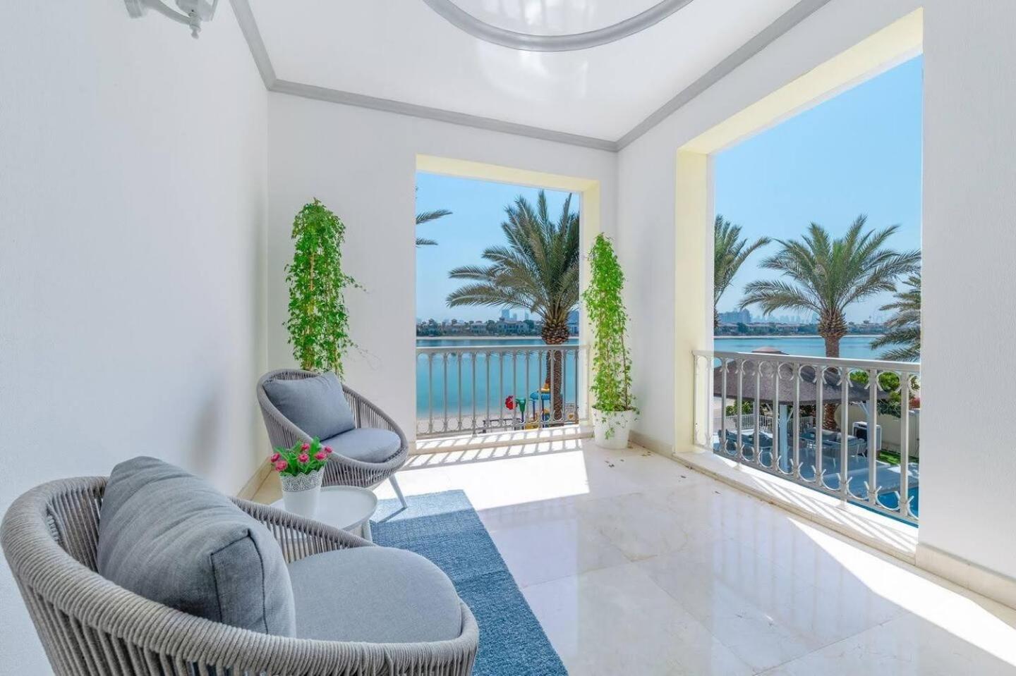 Villa Pristine Paradise In Palm Jumeirah Dubai